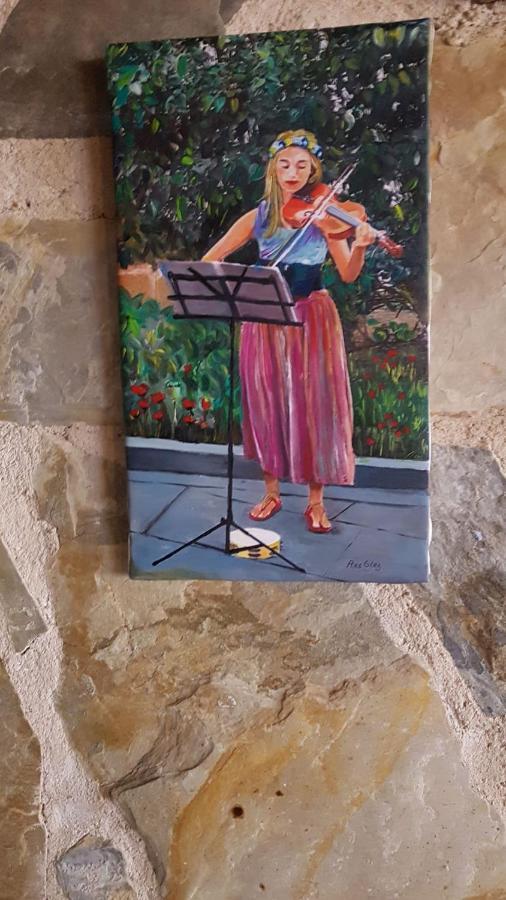 Hostal El Patio Restaurante San Bartolome de Pinares Bagian luar foto